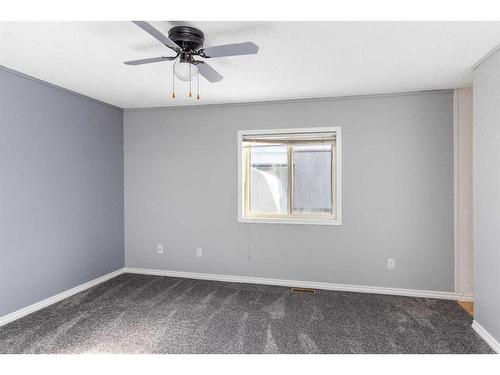 177 Cokerill Crescent, Fort Mcmurray, AB - Indoor Photo Showing Other Room