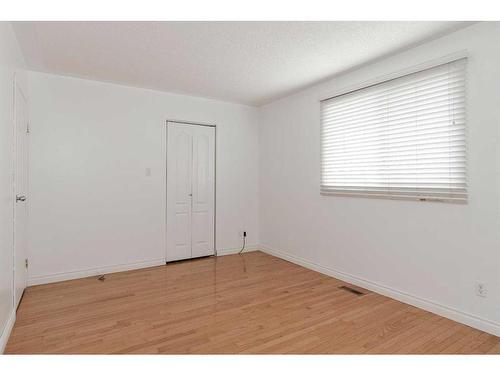 144 Signal Road, Fort Mcmurray, AB - Indoor Photo Showing Other Room