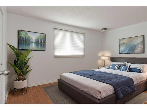 144 Signal Road, Fort Mcmurray, AB - Indoor Photo Showing Bedroom