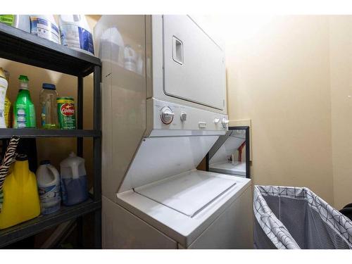 202-10217 Queen Street, Fort Mcmurray, AB - Indoor Photo Showing Laundry Room