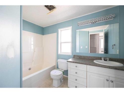 248 Harpe Way, Fort Mcmurray, AB - Indoor Photo Showing Bathroom