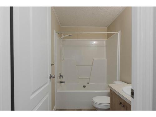 137 Clausen Crescent, Fort Mcmurray, AB - Indoor Photo Showing Bathroom