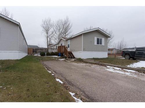 137 Clausen Crescent, Fort Mcmurray, AB - Outdoor