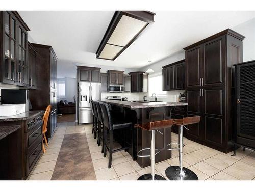 217 Crown Creek Lane, Fort Mcmurray, AB - Indoor Photo Showing Kitchen