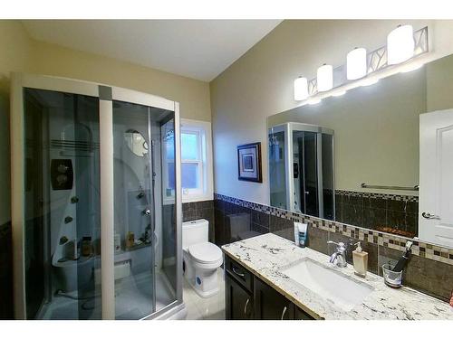 145 Stonecreek Landing, Fort Mcmurray, AB - Indoor Photo Showing Bathroom