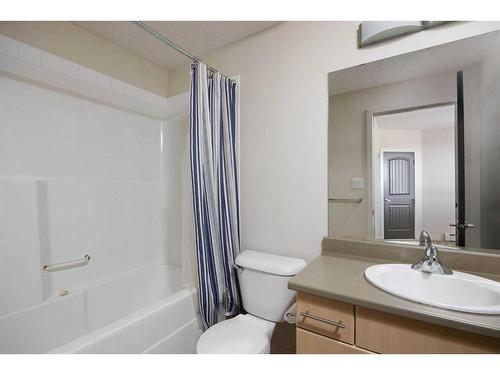 2614-135B Sandpiper Road, Fort Mcmurray, AB - Indoor Photo Showing Bathroom