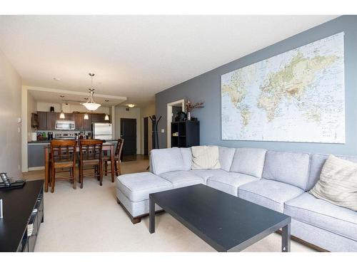 409-136B Sandpiper Road, Fort Mcmurray, AB - Indoor Photo Showing Living Room