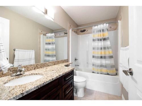 328 Killdeer Way, Fort Mcmurray, AB - Indoor Photo Showing Bathroom