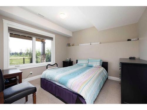 328 Killdeer Way, Fort Mcmurray, AB - Indoor Photo Showing Bedroom