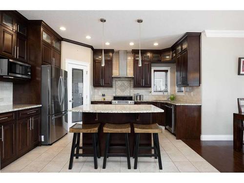 328 Killdeer Way, Fort Mcmurray, AB - Indoor Photo Showing Kitchen With Upgraded Kitchen