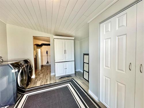 429-14579 Rd 690 Township, Lac La Biche, AB - Indoor Photo Showing Laundry Room