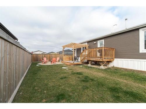 785 Beacon Hill Drive, Fort Mcmurray, AB - Outdoor With Deck Patio Veranda