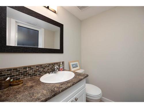 124 Blanchett Road, Fort Mcmurray, AB - Indoor Photo Showing Bathroom