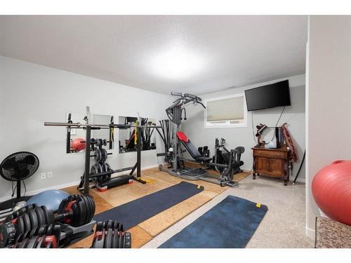 124 Blanchett Road, Fort Mcmurray, AB - Indoor Photo Showing Gym Room