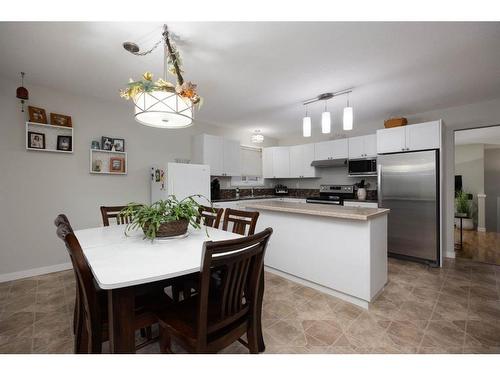 124 Blanchett Road, Fort Mcmurray, AB - Indoor Photo Showing Dining Room