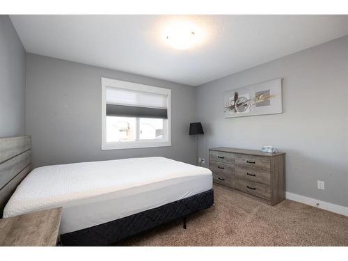 112 Comeau Crescent, Fort Mcmurray, AB - Indoor Photo Showing Bedroom