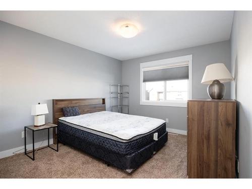 112 Comeau Crescent, Fort Mcmurray, AB - Indoor Photo Showing Bedroom