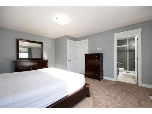 112 Comeau Crescent, Fort Mcmurray, AB - Indoor Photo Showing Bedroom