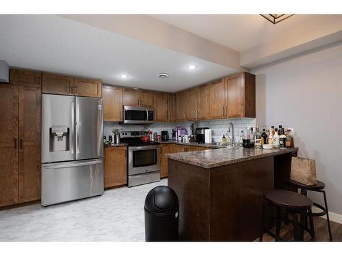 112 Comeau Crescent, Fort Mcmurray, AB - Indoor Photo Showing Kitchen