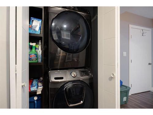 112 Comeau Crescent, Fort Mcmurray, AB - Indoor Photo Showing Laundry Room