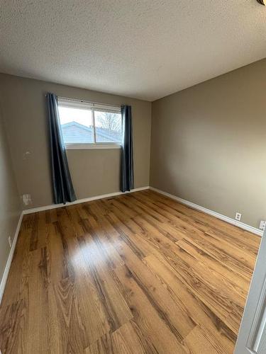 217 Hillcrest Drive, Fort Mcmurray, AB - Indoor Photo Showing Other Room