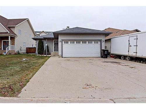 113 Paris Crescent, Fort Mcmurray, AB - Outdoor