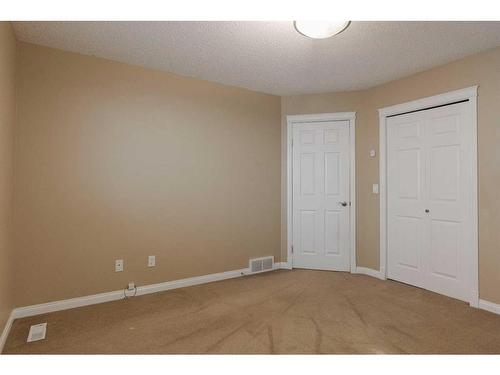 113 Paris Crescent, Fort Mcmurray, AB - Indoor Photo Showing Other Room