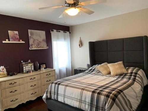 9602 100 Avenue, Lac La Biche, AB - Indoor Photo Showing Bedroom