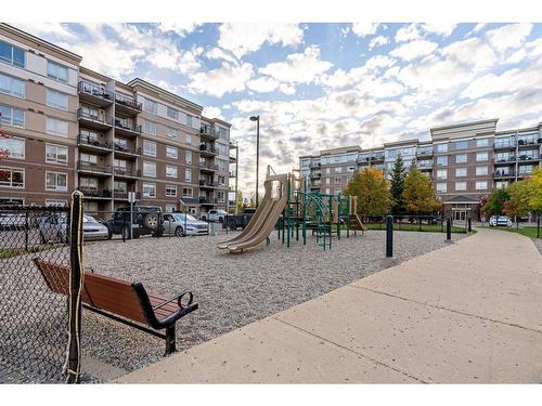 106-136C Sandpiper Road, Fort Mcmurray, AB - Outdoor