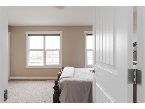 6-300 Sparrow Hawk Drive, Fort Mcmurray, AB - Indoor Photo Showing Bedroom