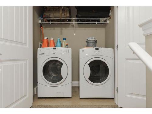 6-300 Sparrow Hawk Drive, Fort Mcmurray, AB - Indoor Photo Showing Laundry Room