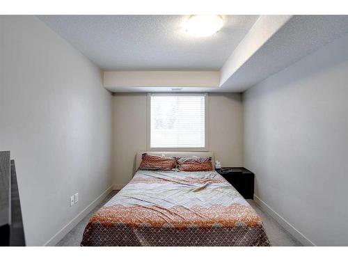 1115-7901 King Street, Fort Mcmurray, AB - Indoor Photo Showing Bedroom