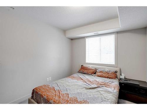 1115-7901 King Street, Fort Mcmurray, AB - Indoor Photo Showing Bedroom