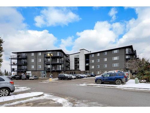 1115-7901 King Street, Fort Mcmurray, AB - Outdoor With Balcony With Facade