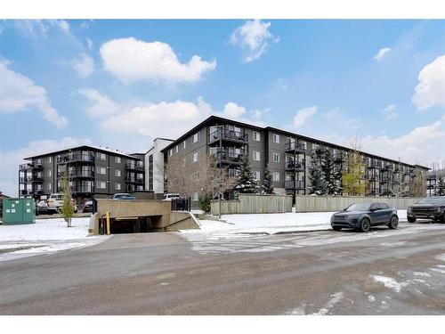 1115-7901 King Street, Fort Mcmurray, AB - Outdoor With Facade