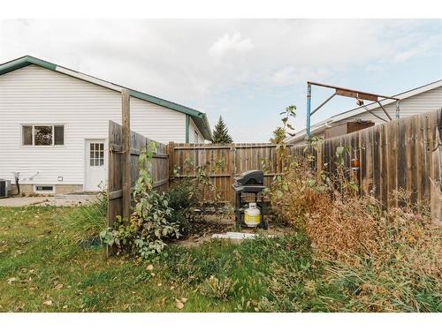 23 Maciver Street, Fort Mcmurray, AB - Outdoor