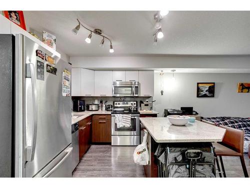 1213-7901 King Street, Fort Mcmurray, AB - Indoor Photo Showing Kitchen