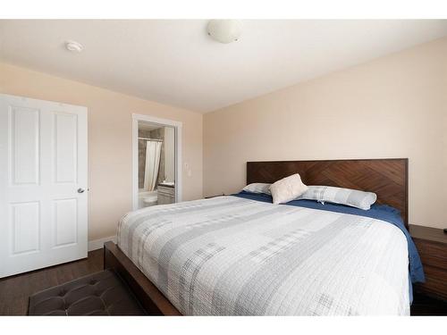 129 Airmont Court, Fort Mcmurray, AB - Indoor Photo Showing Bedroom