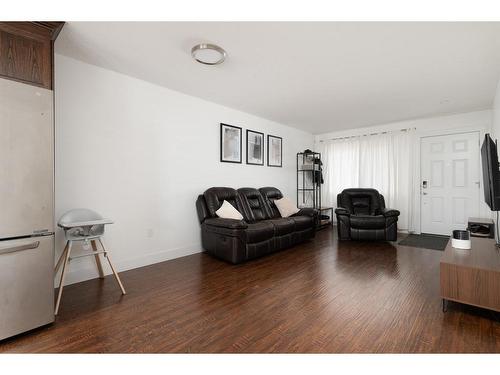 129 Airmont Court, Fort Mcmurray, AB - Indoor Photo Showing Living Room