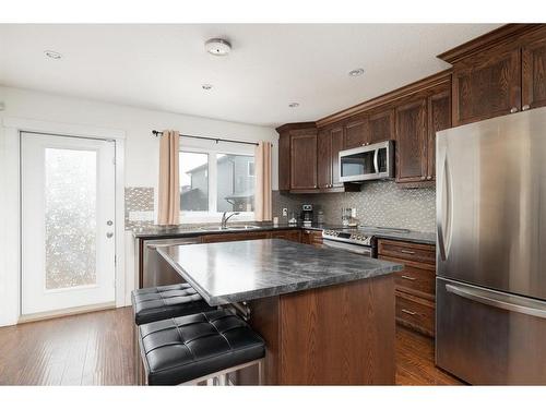 129 Airmont Court, Fort Mcmurray, AB - Indoor Photo Showing Kitchen