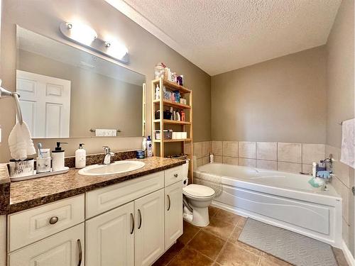 #210-10212 101 Street, Lac La Biche, AB - Indoor Photo Showing Bathroom