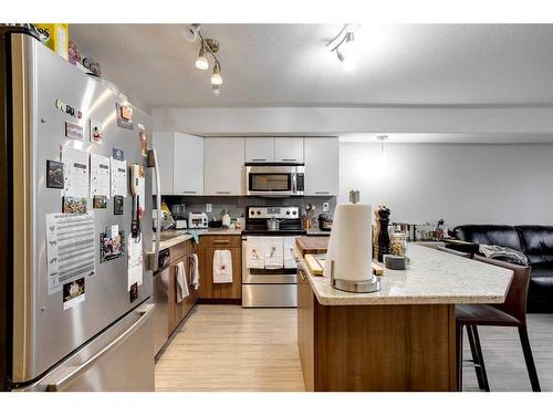 1319-7901 King Street, Fort Mcmurray, AB - Indoor Photo Showing Kitchen