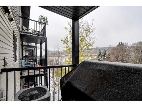 1319-7901 King Street, Fort Mcmurray, AB - Outdoor With Balcony With Exterior