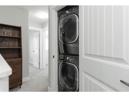 19-140 Fontaine Crescent, Fort Mcmurray, AB - Indoor Photo Showing Laundry Room