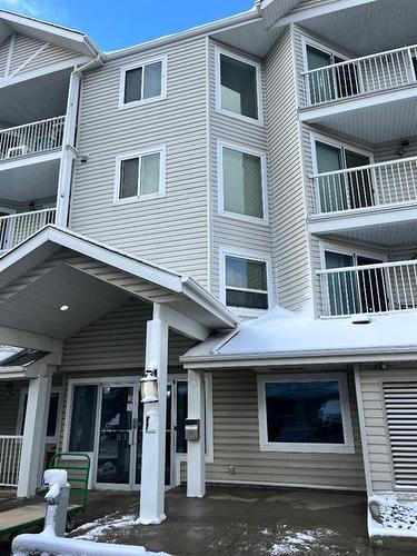 2201-38 Riedel Street, Fort Mcmurray, AB - Outdoor With Balcony