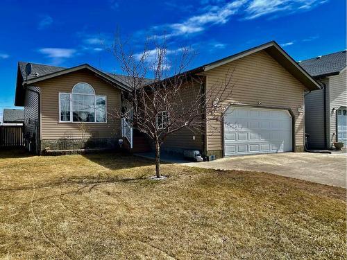 236 Shetland Garden, Fort Mcmurray, AB - Outdoor