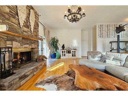 328 Ermine Crescent, Fort Mcmurray, AB - Indoor Photo Showing Living Room With Fireplace