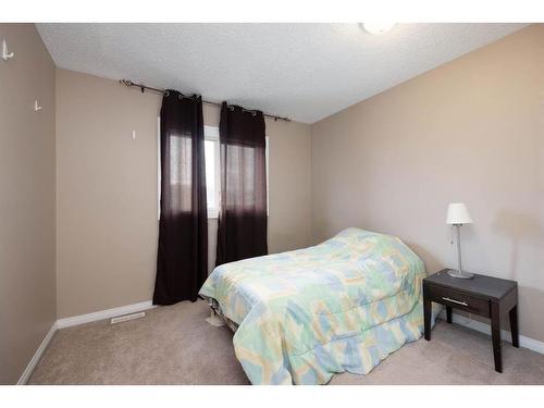 72-400 Silin Forest Road, Fort Mcmurray, AB - Indoor Photo Showing Bedroom