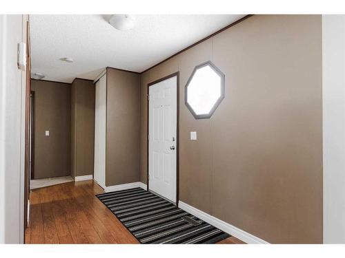 152 Card Crescent, Fort Mcmurray, AB - Indoor Photo Showing Other Room