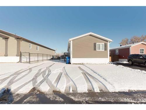 152 Card Crescent, Fort Mcmurray, AB - Outdoor With Exterior